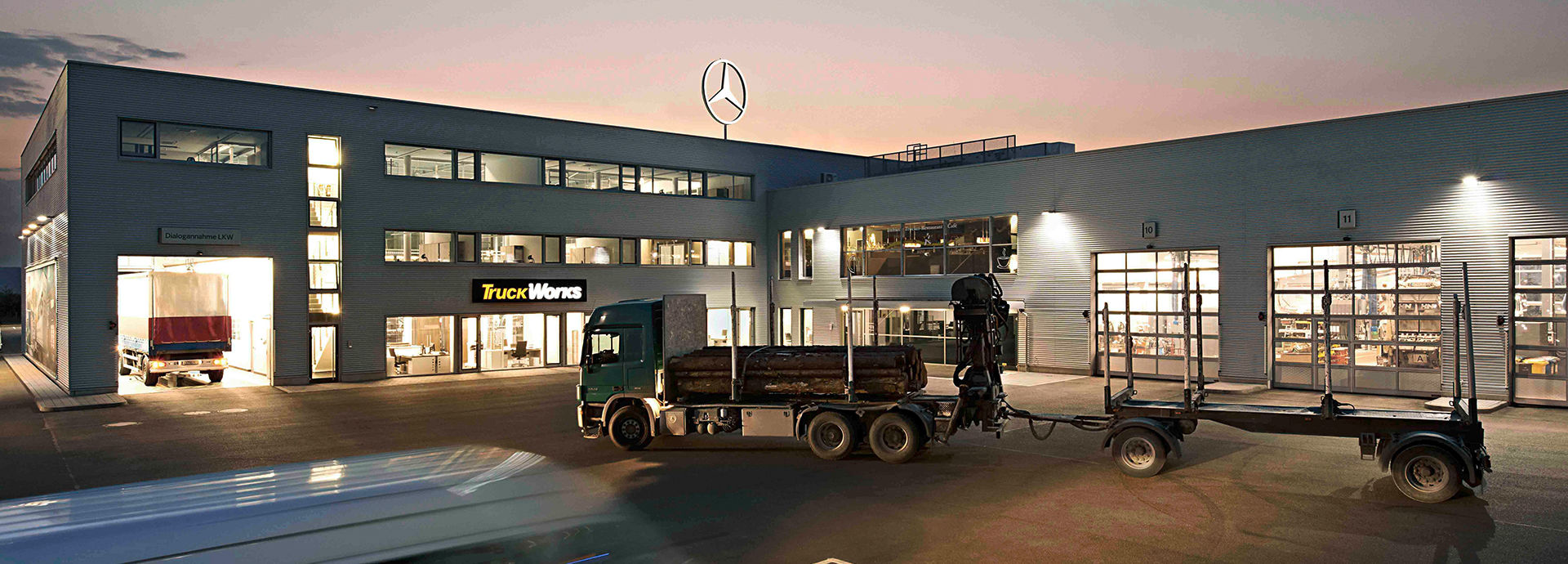 Mercedes Benz Transporter Lkw Truckworks Service Auto Senger