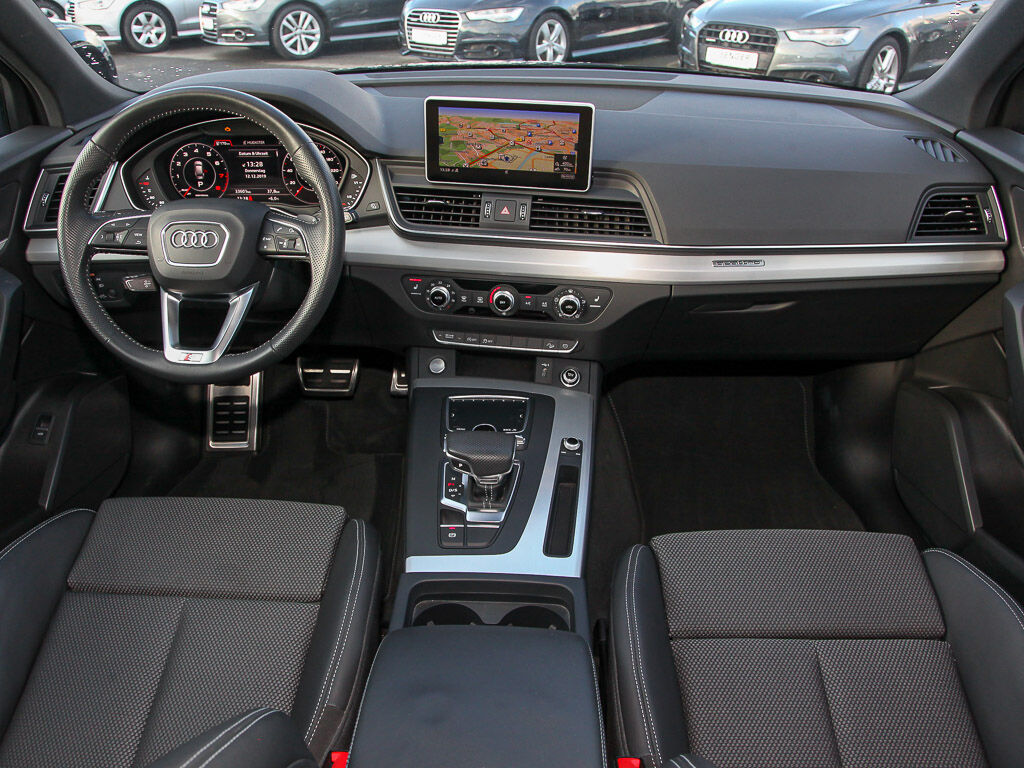 Audi Q5 2 0 Tfsi Quattro S Line Panorama Navi Led Ahk Auto